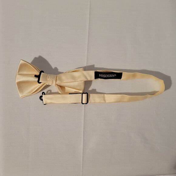NWOT Hisdern satin ivory adjustable bow tie and pocket square, solid color - Picture 7 of 13